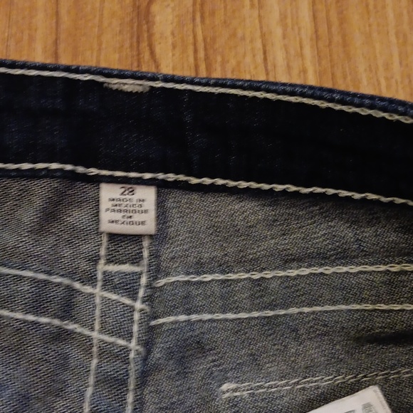 Women's True Religion Slim Straight size 28 jeans - Picture 3 of 12